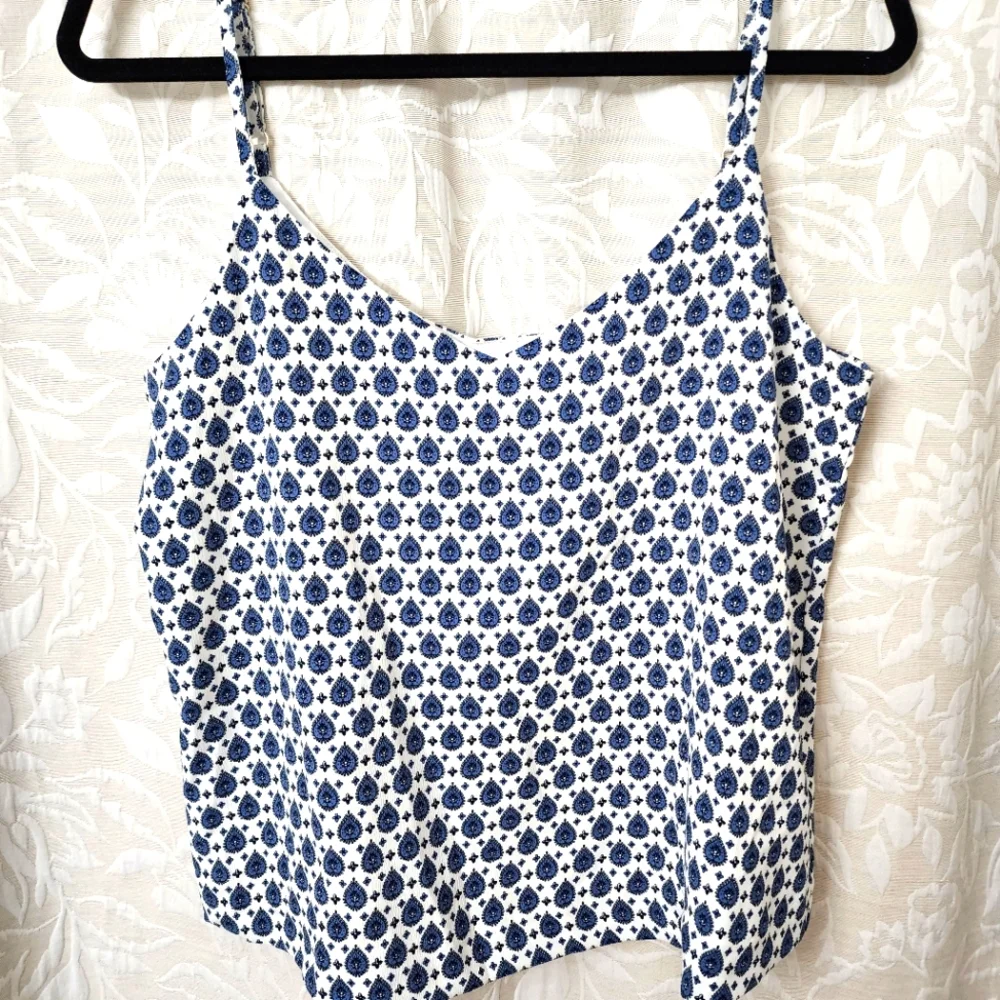 Blue and White Fitted Crop Camisole - Picture 1 of 5